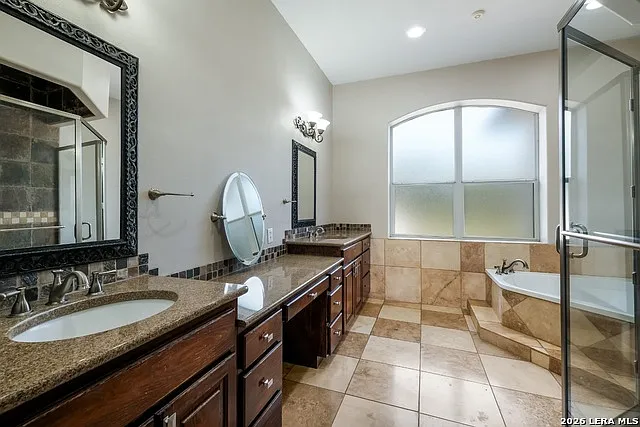 6710 Manor Hl — Photo 17