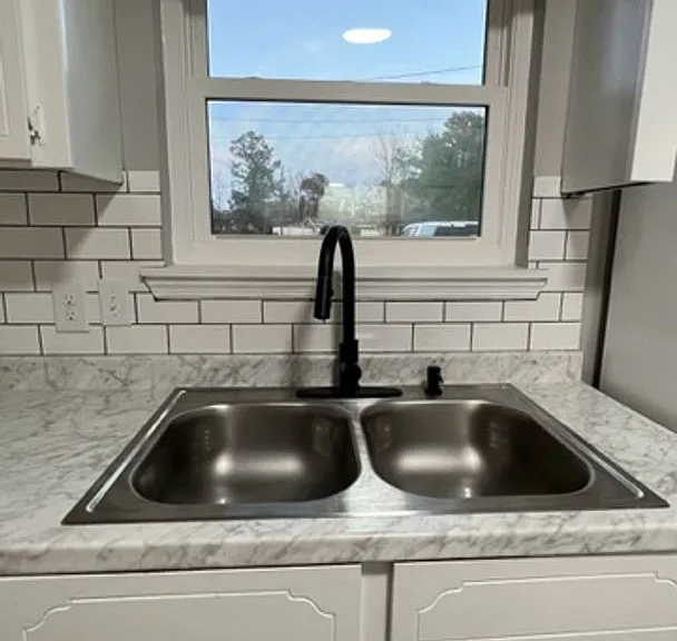 184 Sequoia Cir — Photo 5