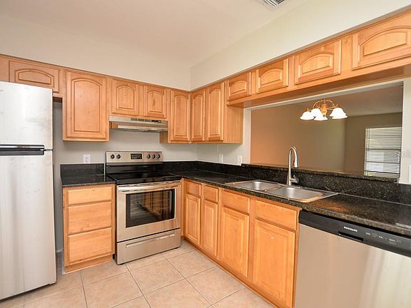 5th image of 1205 Rich Moor Cir