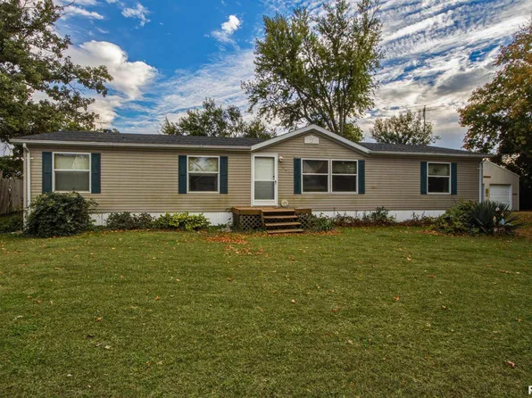 309 W Park St, Tennessee, IL 62374