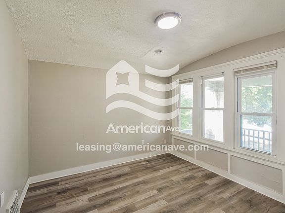 4-Living Room