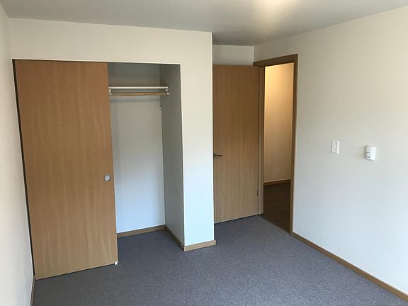 5th image of 4225 7th Ave NE