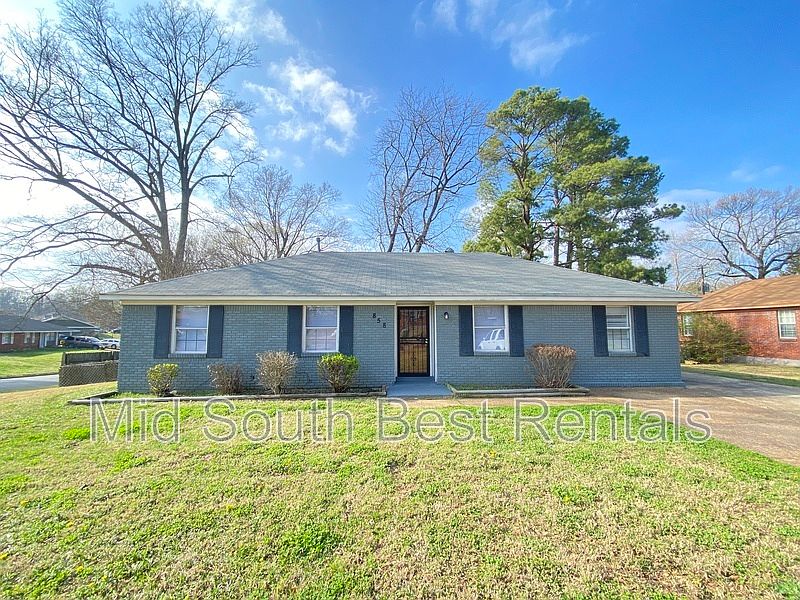 1st image of 858 Bramblewood Ln S