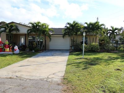 679 Canal Dr, North Fort Myers, FL, 33903