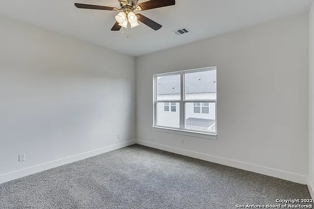 206 Topaz #1502 — Photo 35