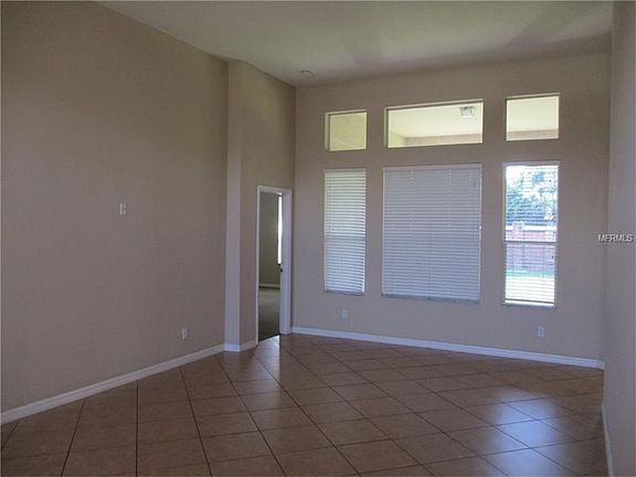 5th image of 631 Courtlea Cove Ave
