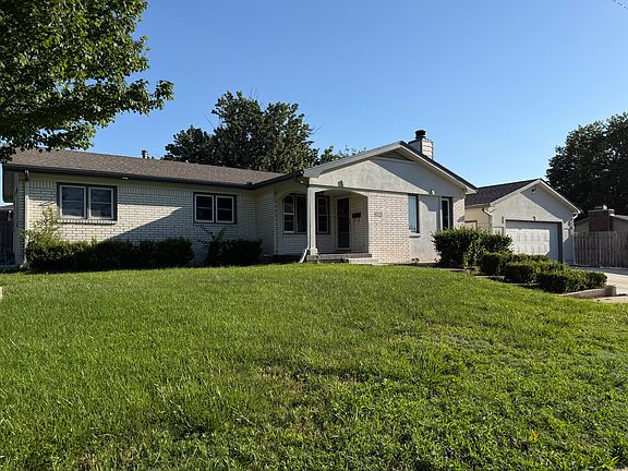 3rd image of 8413 E Bayley St