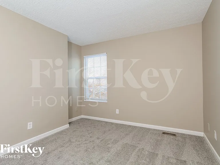 26 Forest Pond Dr — Photo 10
