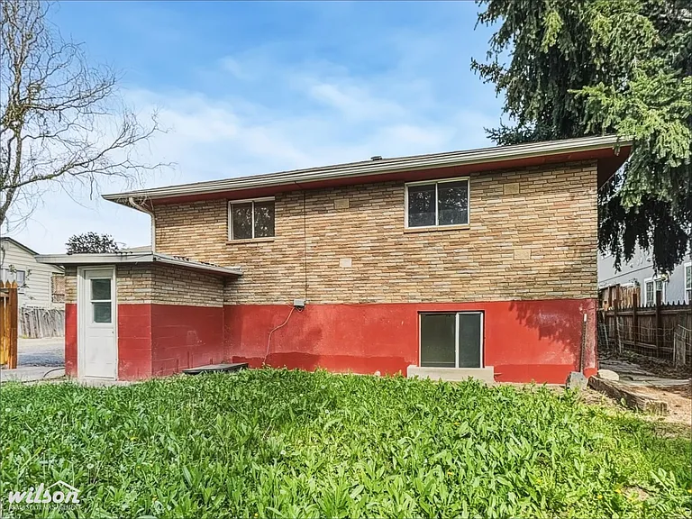 904 S 48th Ave — Photo 11
