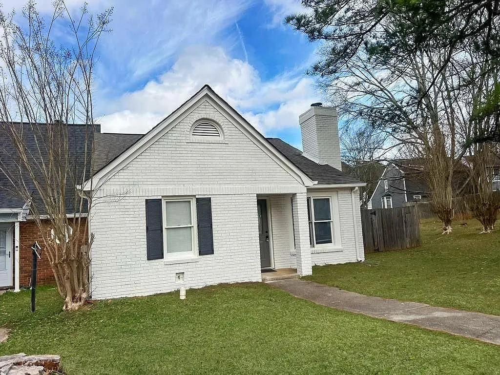Building Photo - 8034 S Bay Ct