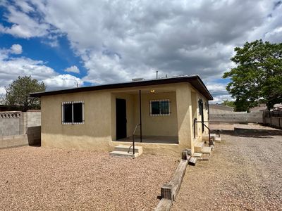 308 52nd St SW, Albuquerque, NM, 87105