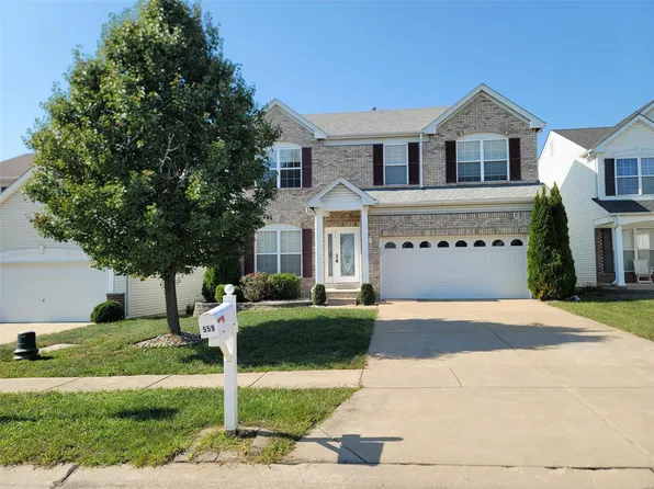 559 Fortress Ct, Saint Charles, MO 63303
