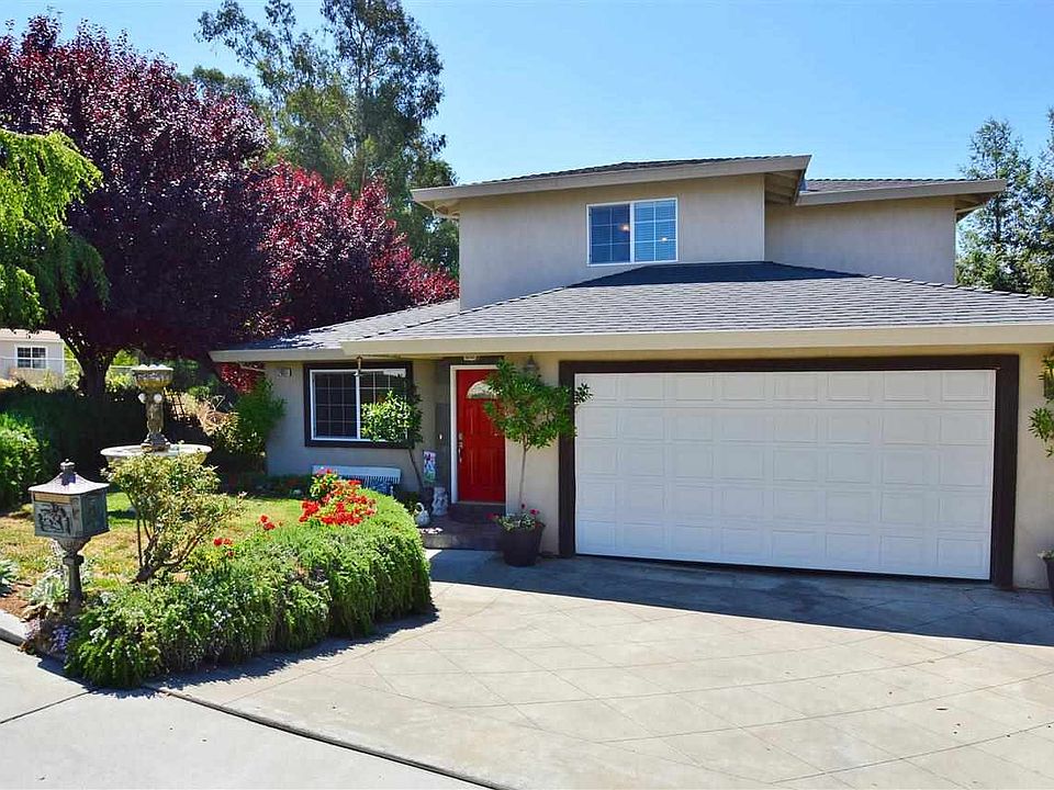 1st image of 24051 Quinn Ln