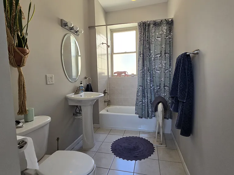 3147 W Augusta Blvd #3 — Photo 6