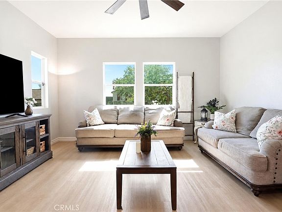 5th image of 13342 Ficus Ct