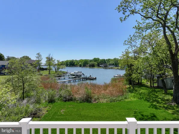 5918 Sneed Dr, Deale, MD 20751