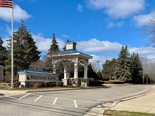 25923 Maritime Cir, Harrison Township, MI 48045