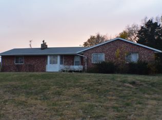 10585 262nd Rd, Holton, KS 66436