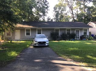 2151 Flora Dr, Charleston, SC 29406