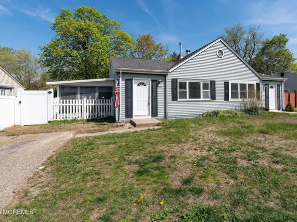 2504 Lexington Court #4, Jackson, NJ 08527