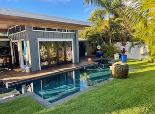 5660 Haleola St, Honolulu, HI 96821