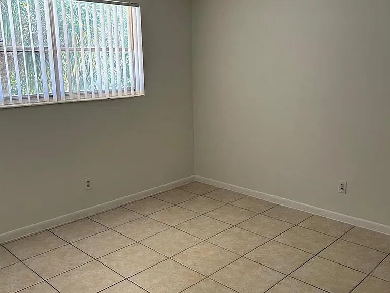 850 E Commercial Blvd #210A — Photo 13