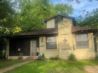 225 Moss Ave, Jackson, MS 39209