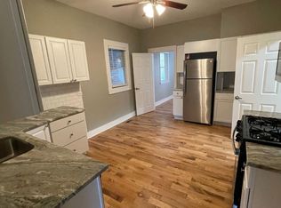 955 W 18th St #1, Chicago, IL 60608