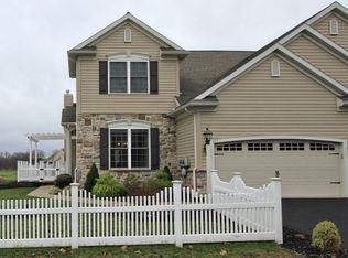 425 Carmella Dr, Mechanicsburg, PA