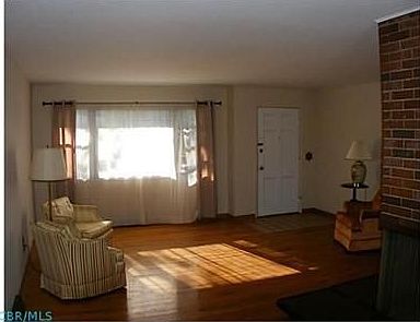 3rd image of 3620 Tillbury Ave