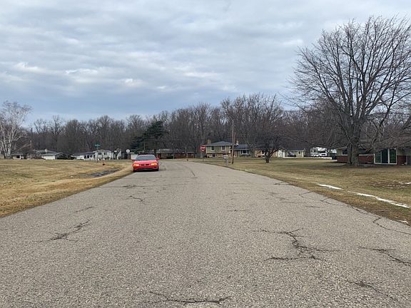 4th image of 6296 Brookview Dr