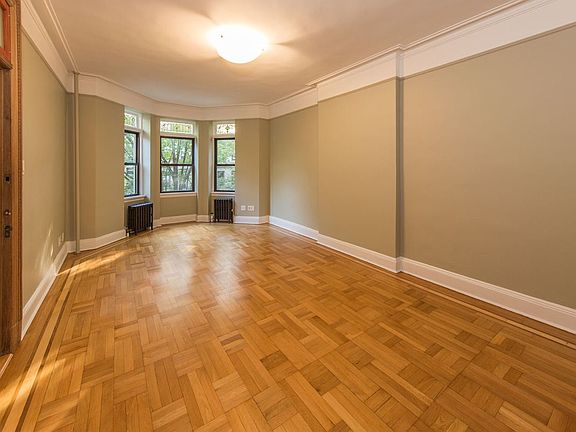 2nd image of 593 6th St APT 3