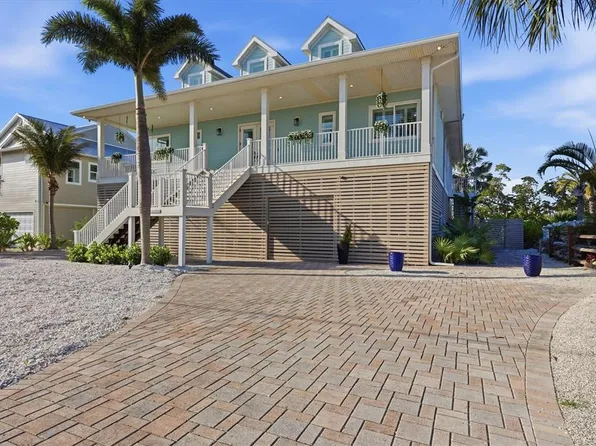 81 N Gulf Blvd, Placida, FL 33946