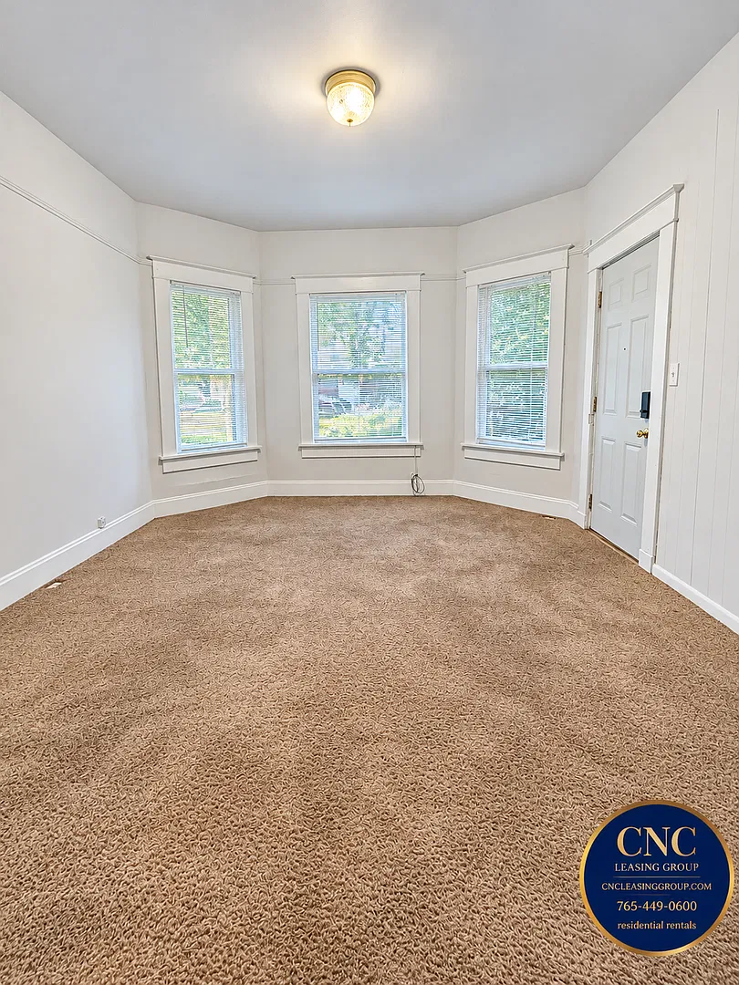 1420 Main Street — Photo 1
