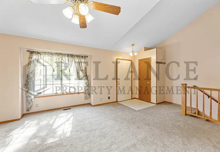 8502 W Westlawn Cir — Photo 7