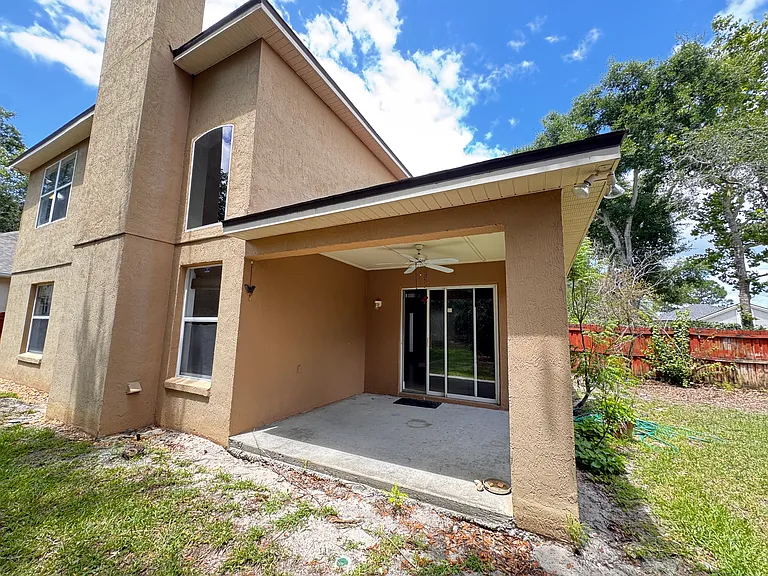 544 Pickfair Ter — Photo 29