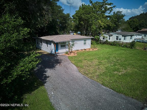 3rd image of 4170 RUBY Drive E