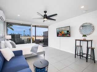 3525 Bayside Ln #A, San Diego, CA 92109