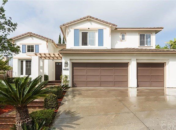 Front view 4, 3 car garage with additional driveway parking