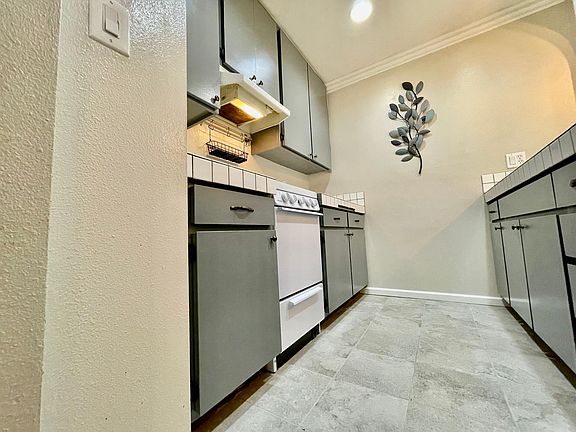 5th image of 1611 Hotel Cir S Unit A-109
