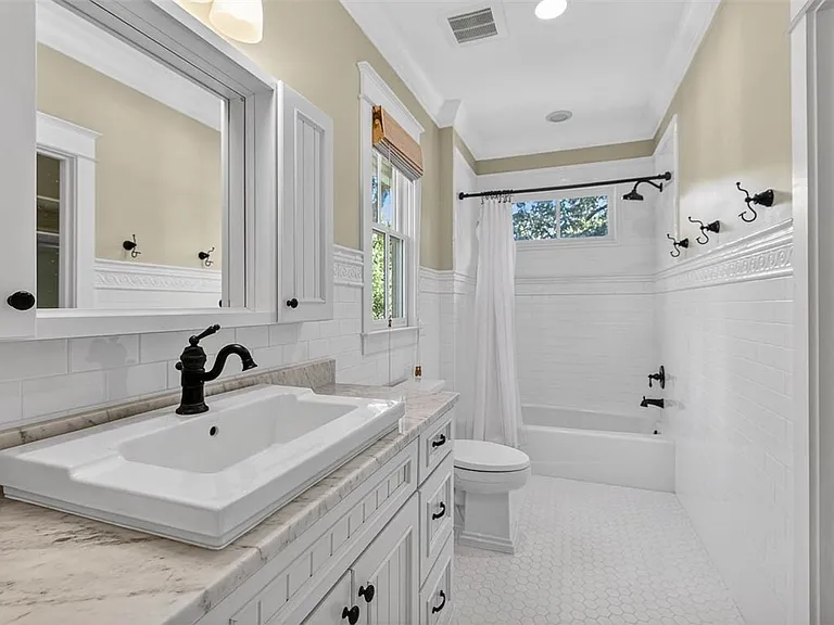1030B Village Oaks Ln — Photo 15