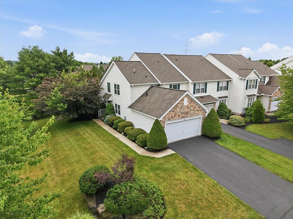 1st image of 167 Park Ridge Dr
