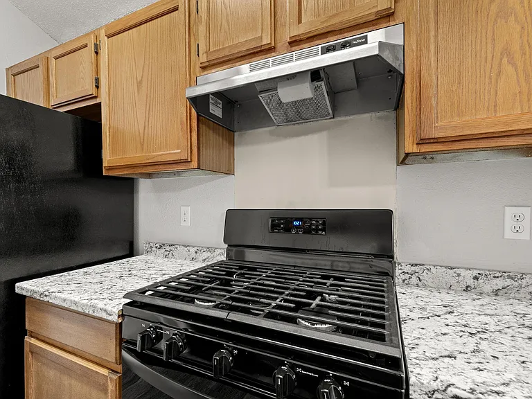12130 Thompkins Dr #A — Photo 11