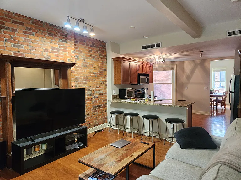 52 Buttles Ave #52 — Photo 4