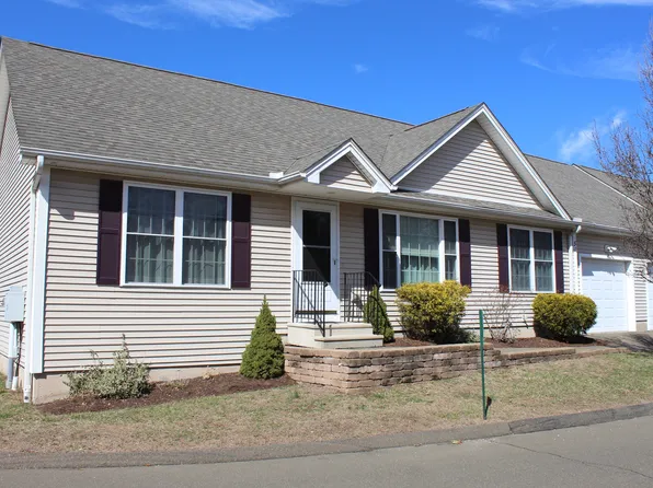 51 County Walk Lane #51, East Haven, CT 06512