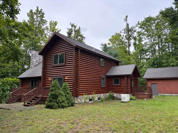 10149 Tittabawassee Trl, Gaylord, MI 49735