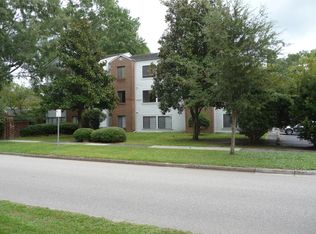 1559 Hawthorne Rd, Wilmington, NC 28403