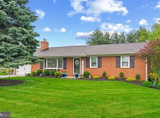 450 Hook Rd, Westminster, MD 21157