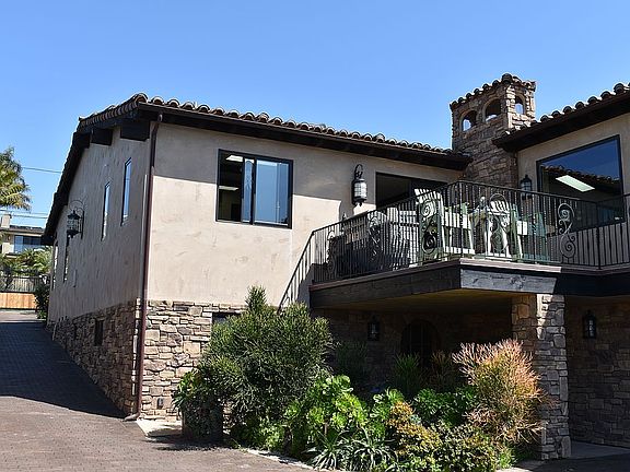 Side view up driveway