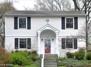 10620 S Dunmoor Dr, Silver Spring, MD 20901